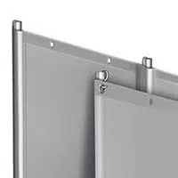 Nur senkrecht im Abstand von ca. 100cm (oben geöffnet) + 12mm Rundösen zwischen den Laschen