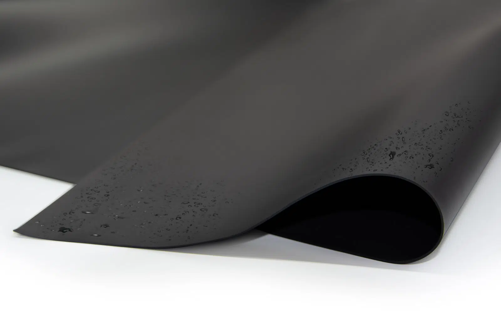 Teichfolie Ecke miti Wassertropfen