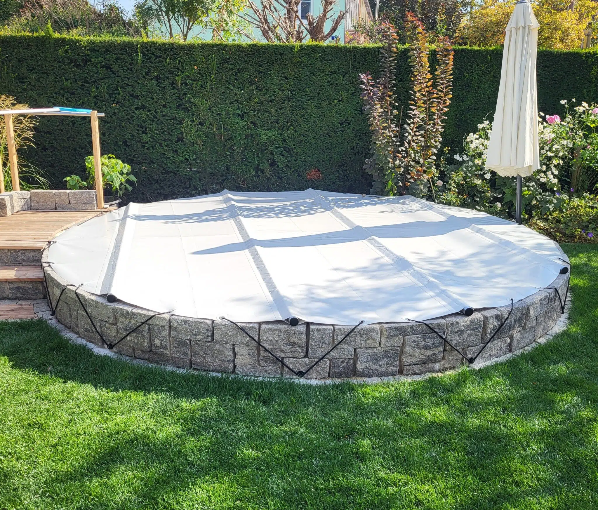 abeckungsplane-für-runde-pools-poolabdeckung