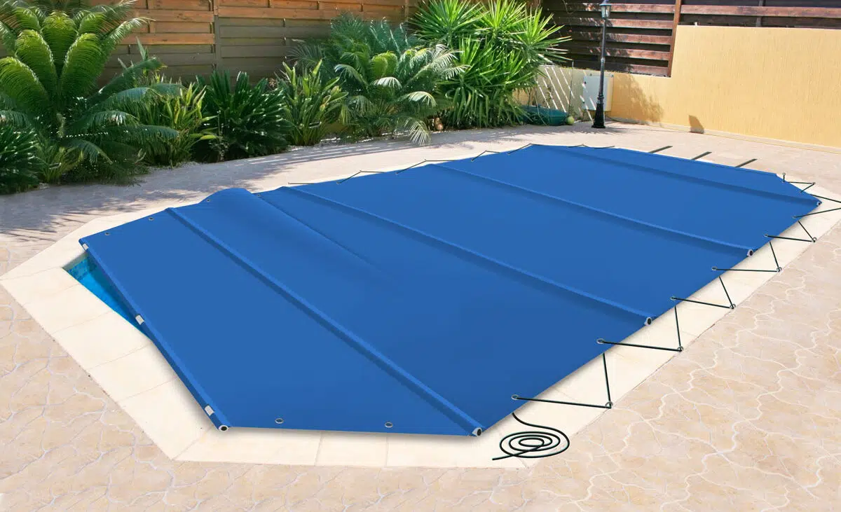 poolabdeckung-poolabdeckung-rechteckig-mit-treppe-planen-online-shop-06