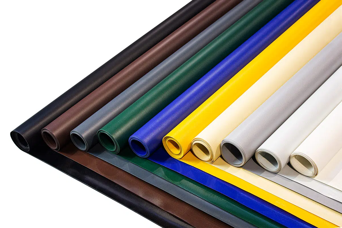 Farbe in Bestform- So wählen Sie die perfekte RAL-Farbe für Ihre Poolabdeckung und nutzen unseren Musterservice